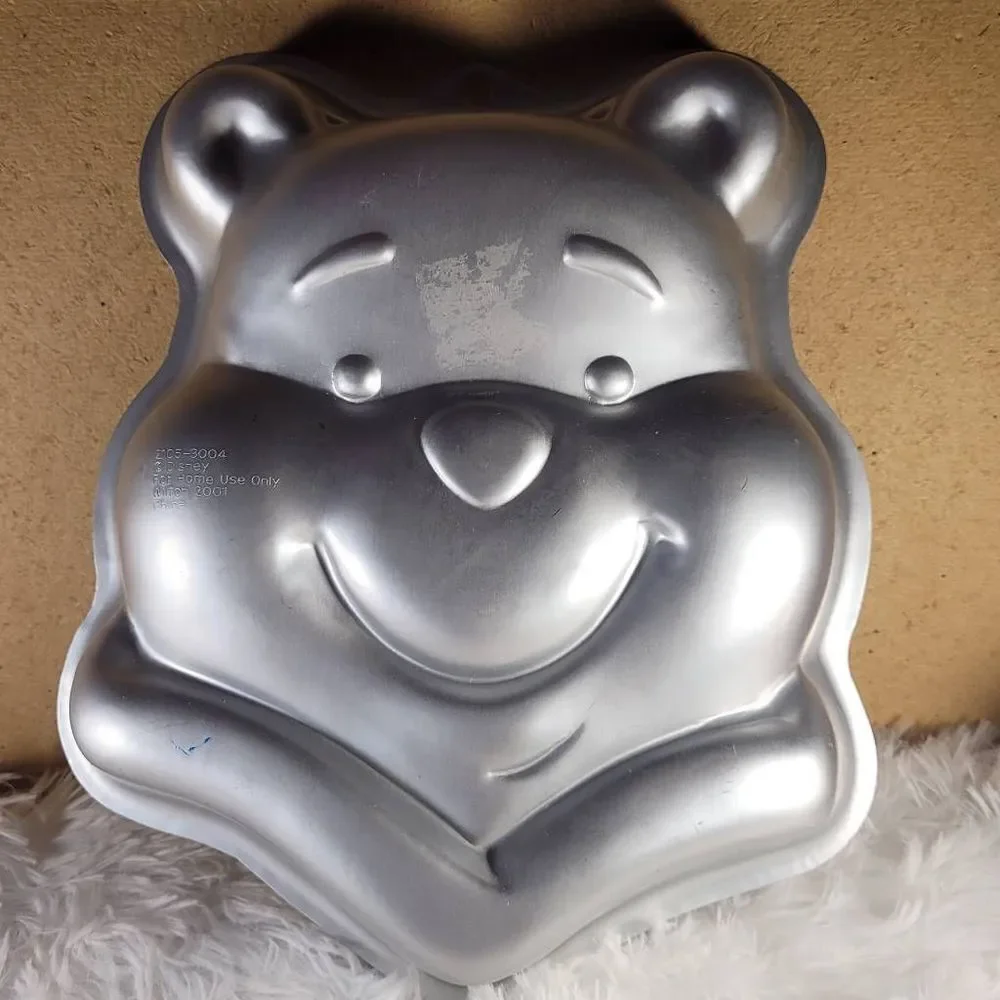 Vintage Wilton Winnie the Pooh Cake Pan